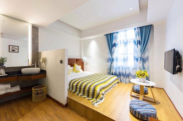 All Seasons Lodge Чжанцзяцзе Экстерьер фото